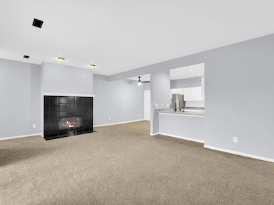 W241N2573 E Parkway Meadow Cir unit 3, Pewaukee, WI 53072 - photo 5