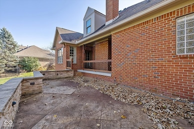 383 Walnut Woods Dr, Greenwood, IN 46142 - photo 5