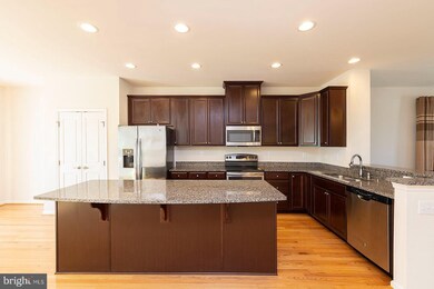 110 Chamomile Ct, Lake Frederick, VA 22630 - photo 4