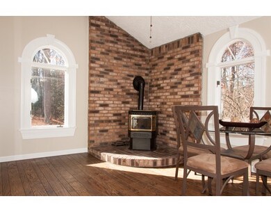 69 Hovey Rd, Londonderry, NH 03053 - photo 6