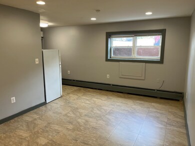 32 Cook Ave unit B12, Meriden, CT 06451 - photo 4