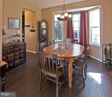 26170 Lands End Dr, Chantilly, VA 20152 - photo 5