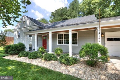 5144 Portsmouth Rd, Fairfax, VA 22032 - photo 2