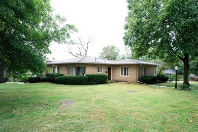 2230 E 29th St, Des Moines, IA 50317 - photo 2