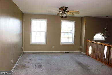 15297 Camden Dr, Greencastle, PA 17225 - photo 5