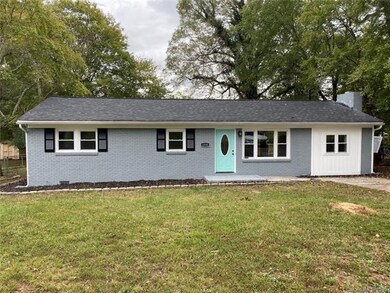 2335 Maplewood Dr unit 9, Gastonia, NC 28052 - photo 5