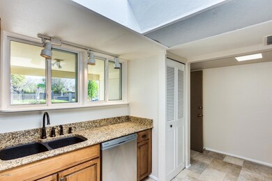 Light Bright Kitchen Casa Nepenthe