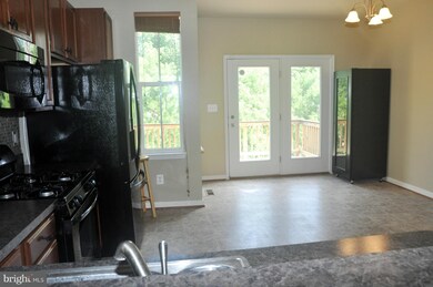 2982 Chinkapin Oak Ln unit 159, Woodbridge, VA 22191 - photo 4