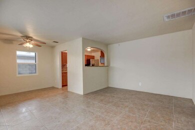 Living Room/Ding Room