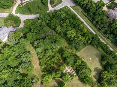 9032 Redbud Ln, Lenexa, KS 66220 - photo 6