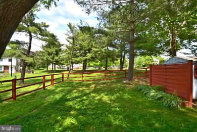 574 Jamestown Ct, Edgewood, MD 21040 - photo 2