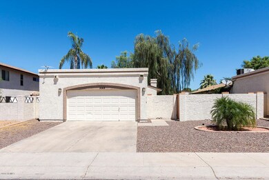 1446 E Topeka Dr, Phoenix, AZ 85024 - photo 2