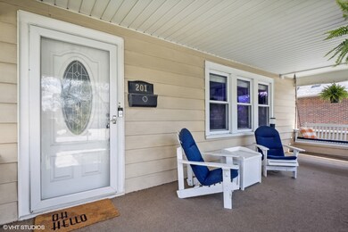 201 N Myrtle Ave, Elmhurst, IL 60126 - photo 2