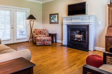 (13 of 42) 216 Windsong Rd-19201085758