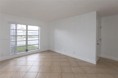 4415 Treehouse Ln unit 23C, Tamarac, FL 33319 - photo 5