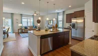 521 Sybilwood Ln, Summerville, SC 29486 - photo 2