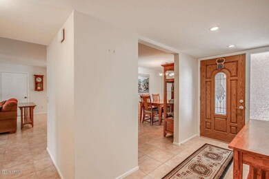 1864 E Concorda Dr, Tempe, AZ 85282 - photo 5