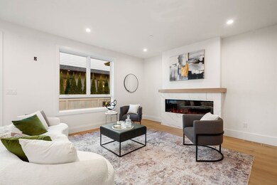 956 Walnut St unit 7, Newton Highlands, MA 02461 - photo 5