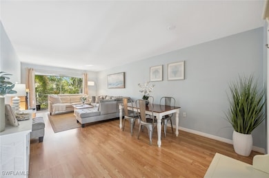 72 7th St S unit 305, Naples, FL 34102 - photo 4