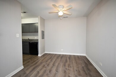 1362 S Glen Cir unit A, Aurora, IL 60506 - photo 7