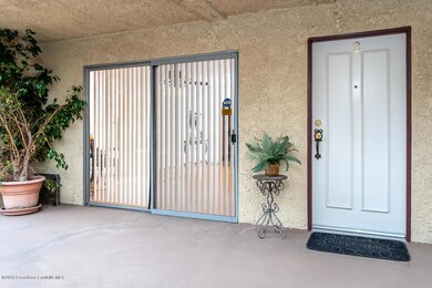 GYP_2850 Montrose Ave 2-8_MLS