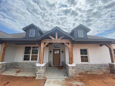 8624 Bricelyn Ct, Godley, TX 76044 - photo 2