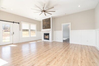 423 Josie Way, Boiling Springs, SC 29316 - photo 7