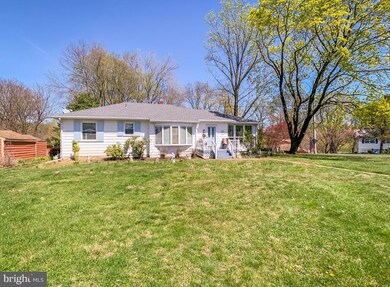 529 Harding Ave, Langhorne, PA 19047 - photo 4