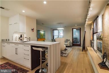 2302 17th St NW unit A, Washington, DC 20009 - photo 3
