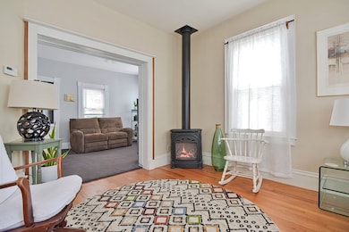 22 Dell St, Somerville, MA 02145 - photo 3