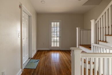 25 Hunting St unit 2, Bridgeport, CT 06606 - photo 4