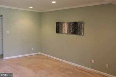 2240 Castle Rock Square unit 21C, Reston, VA 20191 - photo 2