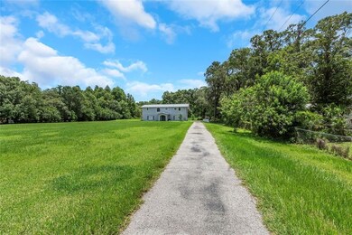 5527 Wilkins Rd, Tampa, FL 33610 - photo 2