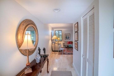 3205 Bridgewood Dr unit 3205, Boca Raton, FL 33434 - photo 2