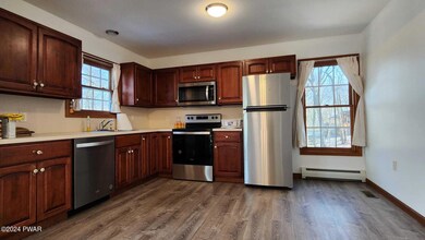 159 Mockingbird Ct, Bushkill, PA 18324 - photo 6