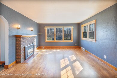 1712 Rundle-10