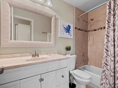 1901 Indian River Blvd unit 201A, Vero Beach, FL 32960 - photo 4