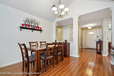 Dining Rm