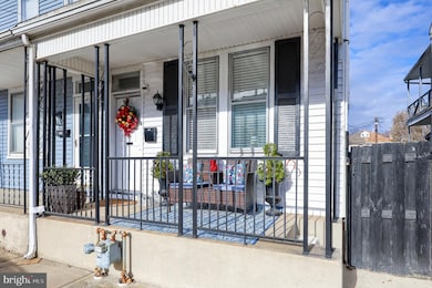 857 E Princess St, York, PA 17403 - photo 3