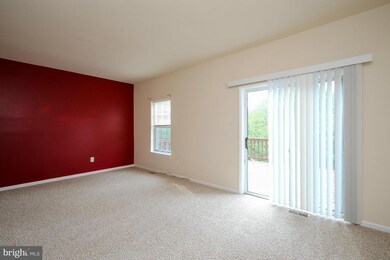8135 Londonderry Ct, Laurel, MD 20707 - photo 4