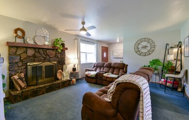 23 Edgemont Dr, Kimberling City, MO 65686 - photo 2