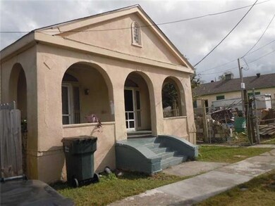 Facade/Exterior Front.