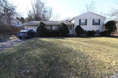 26 Valley Ln, Amherst, MA 01002 - photo 3