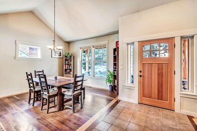 20125 Wapiti Ct, Bend, OR 97702 - photo 3