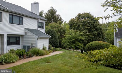 605 Independence Dr, Harleysville, PA 19438 - photo 2