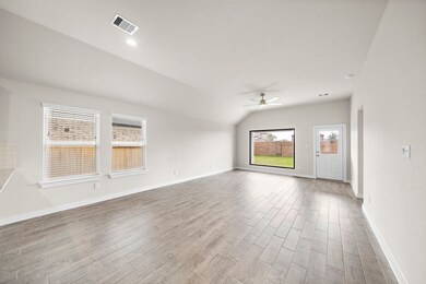 3327 Tilley Dr, Rosenberg, TX 77471 - photo 6