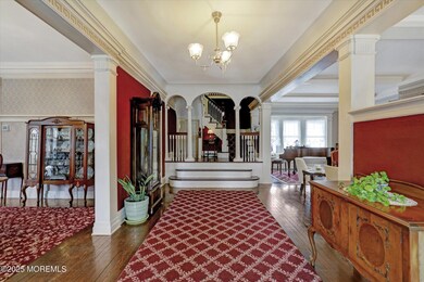 09-Foyer
