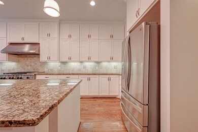 1644 Columbia St, Houston, TX 77008 - photo 4