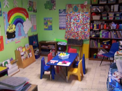 810 S College Ave, Tahlequah, OK 74464 - photo 4