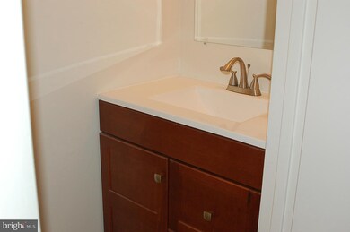 12 Dickens Square, Lutherville Timonium, MD 21093 - photo 4